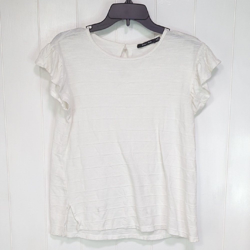 ❤️5/$25  White Ruffle Sleeve Top